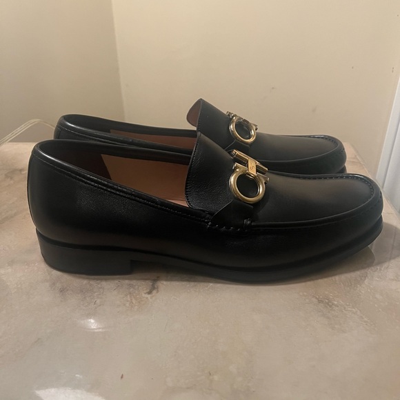 Salvatore Ferragamo Black Leather Loafers with Gold Accent - Picture 2 of 10